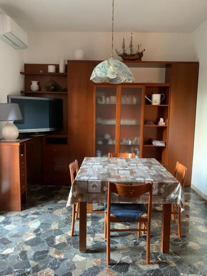 Comfortable Room Suitable 1-2 Pax Болоня Екстериор снимка