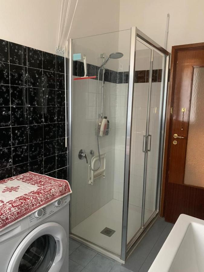 Comfortable Room Suitable 1-2 Pax Болоня Екстериор снимка
